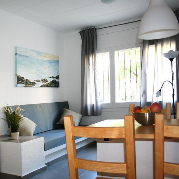 Apartaments La Riera Roses Værelse billede