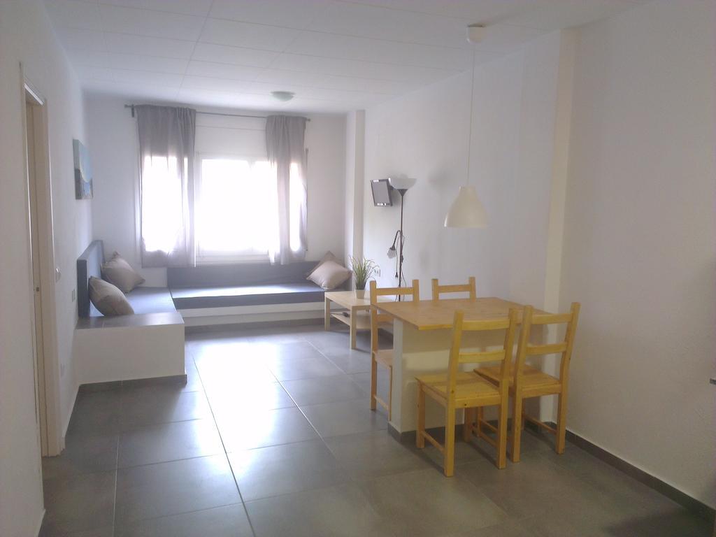 Apartaments La Riera Roses Værelse billede