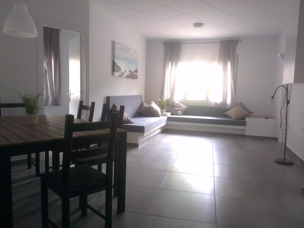 Apartaments La Riera Roses Værelse billede
